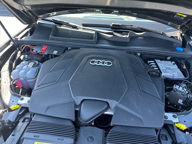 2022 Audi Q7 quattro Prestige 55 TFSI