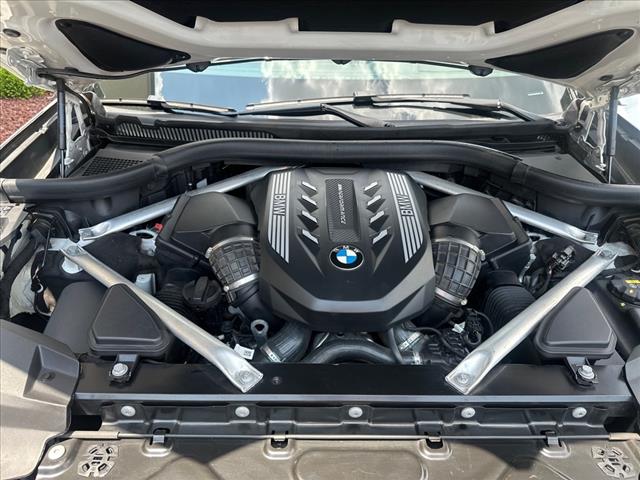 2021 BMW X7 M50i