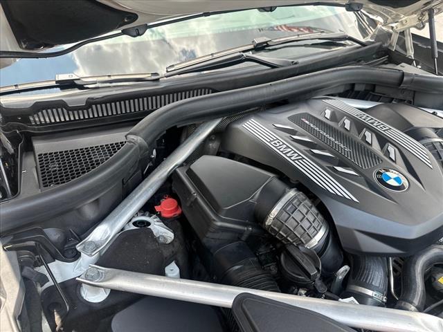 2021 BMW X7 M50i