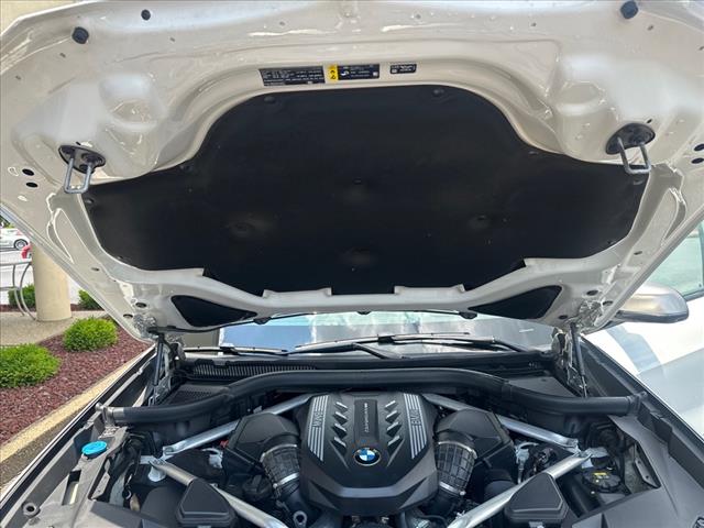 2021 BMW X7 M50i