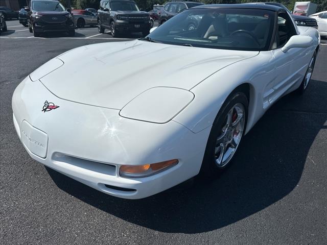 2004 Chevrolet Corvette Base