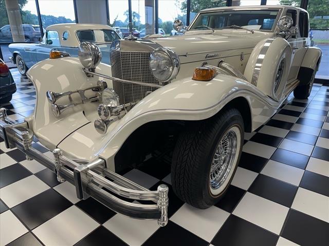 1988 Excalibur saloon luxury