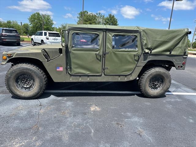 1991 AM General M998 4 door truck