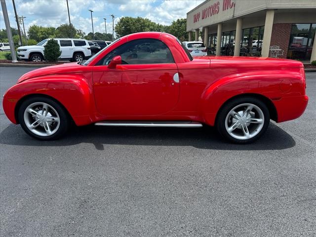 2004 Chevrolet SSR LS