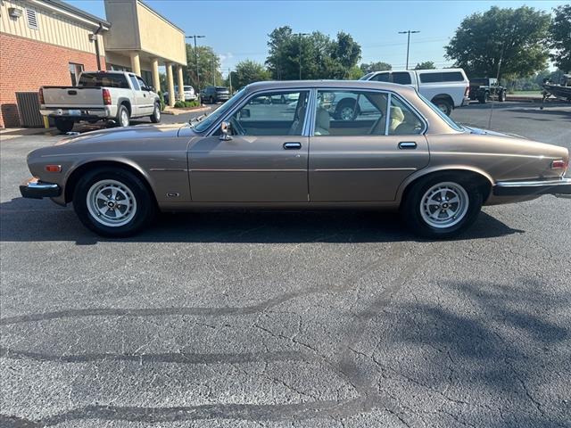 1986 Jaguar XJ-Series XJ6 Vanden Plas