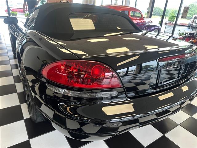 2005 Dodge Viper SRT-10