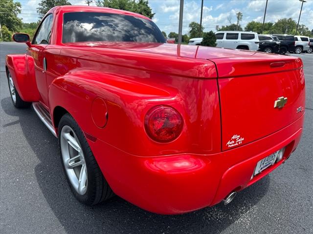 2004 Chevrolet SSR LS