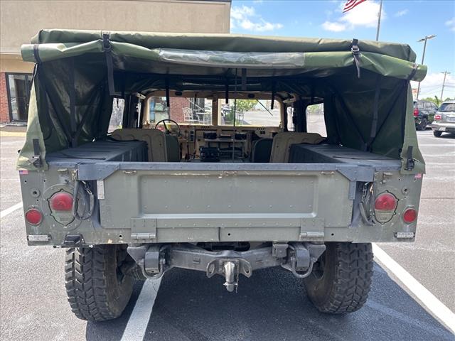 1991 AM General M998 4 door truck