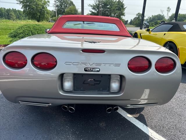 2002 Chevrolet Corvette Base