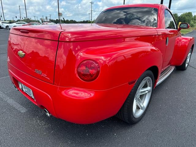 2004 Chevrolet SSR LS