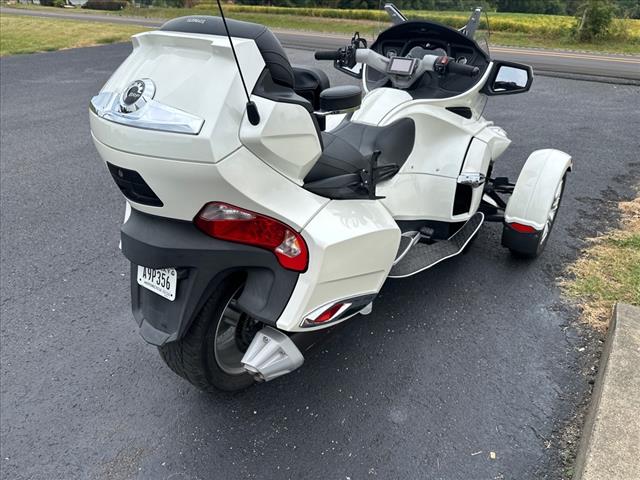 2011 Can-Am Spyder RT Limited