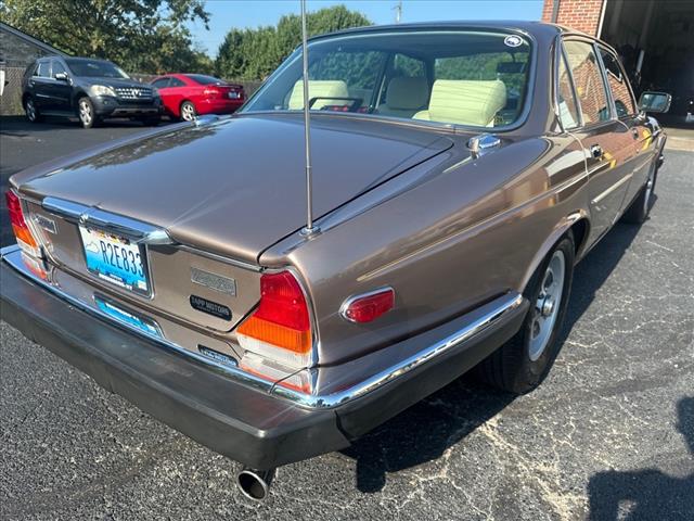 1986 Jaguar XJ-Series XJ6 Vanden Plas