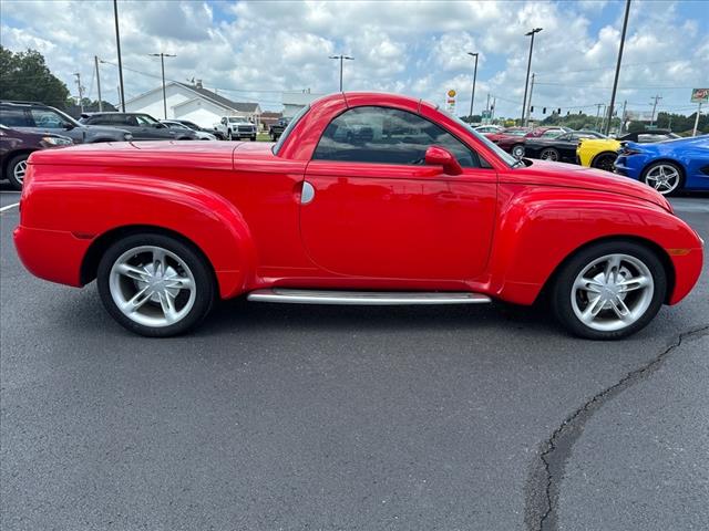 2004 Chevrolet SSR LS