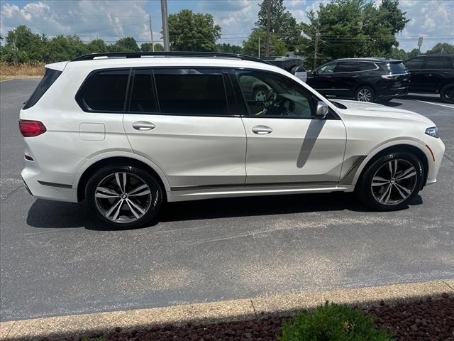 2021 BMW X7 M50i