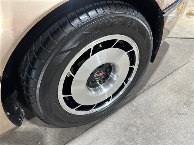 1984 Chevrolet Corvette Base