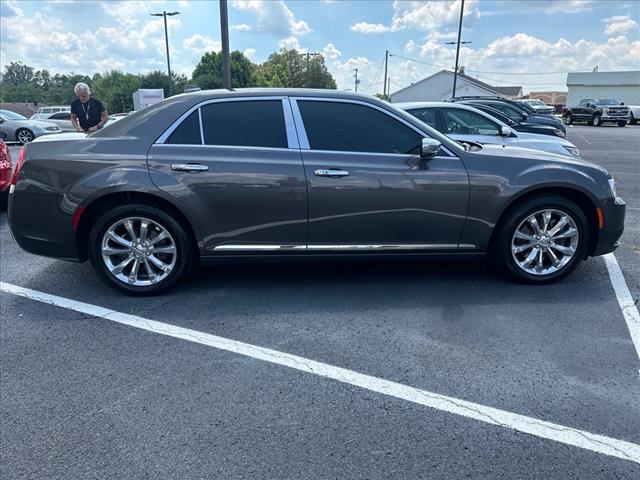 2018 Chrysler 300 Touring L