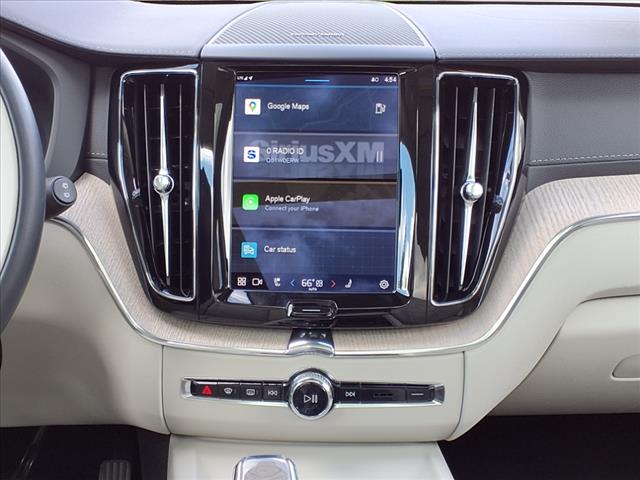 2022 Volvo XC60 B6 Inscription