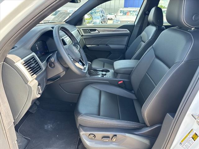 2022 Volkswagen Atlas Cross Sport 2.0T SE