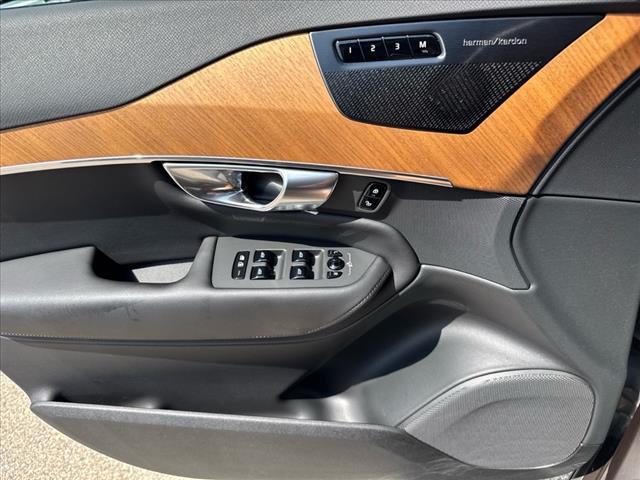2023 Volvo XC90 B6 Plus 7-Seater