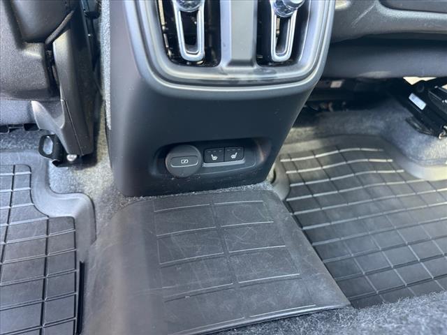 2024 Volvo XC40 Recharge Ultimate