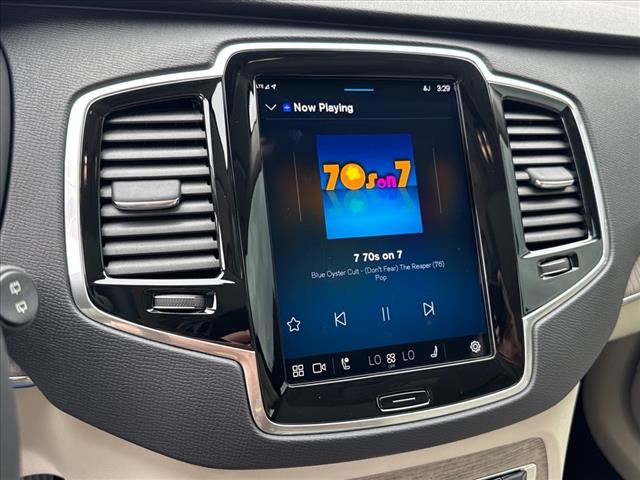 2024 Volvo XC90 B6 Plus Bright Theme