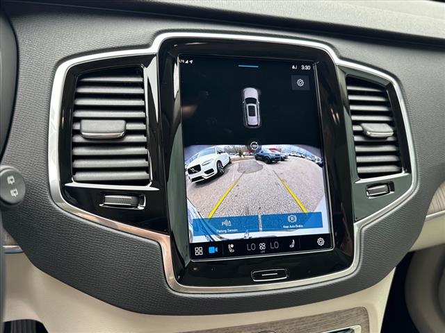2024 Volvo XC90 B6 Plus Bright Theme