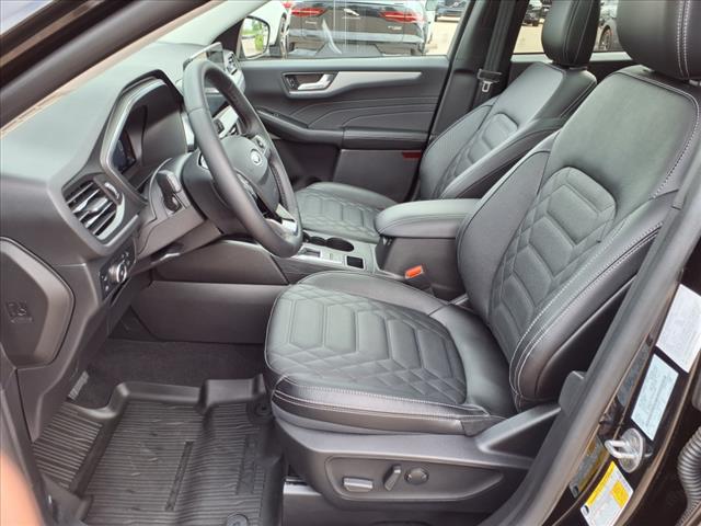 2024 Ford Escape Plug-In Hybrid Base