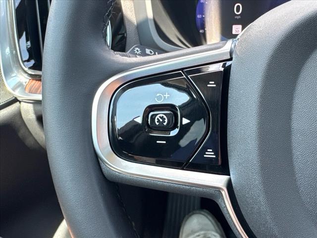 2024 Volvo V60 Cross Country B5 Plus