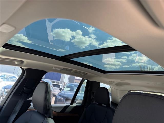 2025 Volvo XC90 B6 Plus 6-Seater