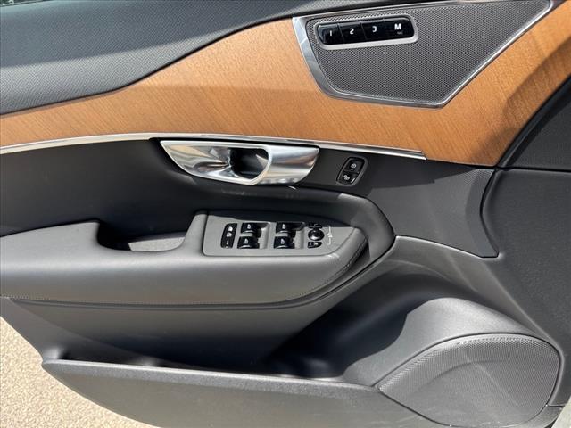 2025 Volvo XC90 B6 Plus 7P