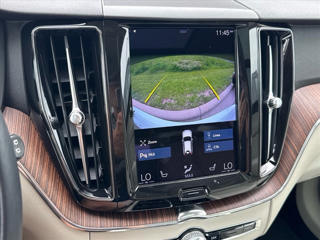 2021 Volvo XC60 T5 Momentum