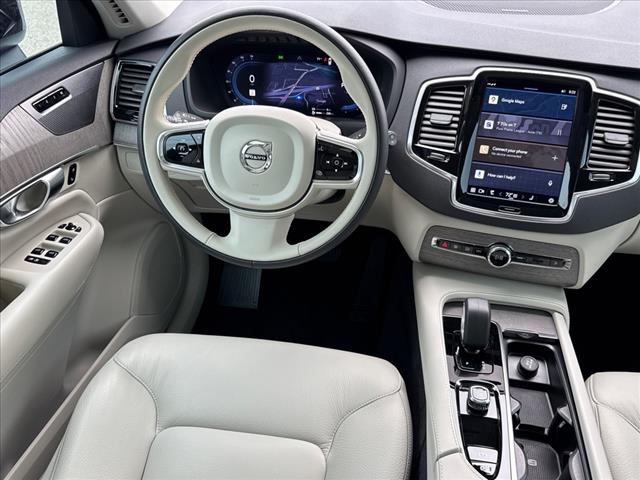 2023 Volvo XC90 Recharge T8 Plus Dark Theme 7 Passenger