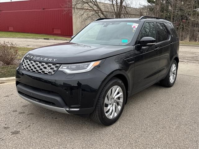 2025 Land Rover Discovery P300 S