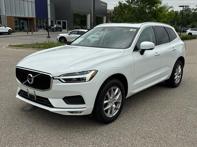 2021 Volvo XC60 T5 Momentum
