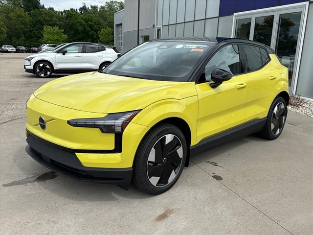 2025 Volvo EX30 Twin Motor Plus