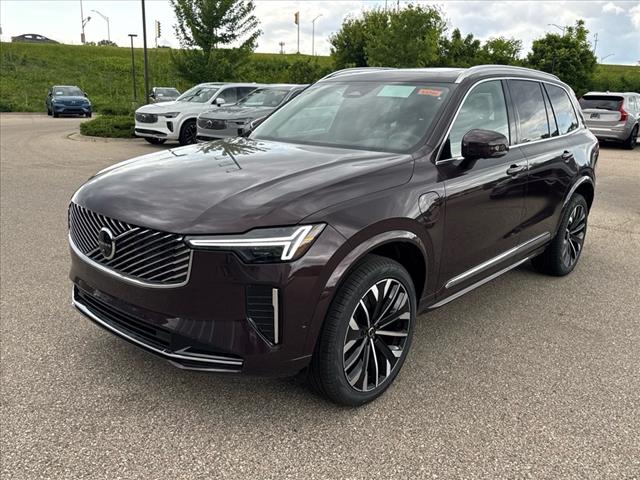 2025 Volvo XC90 T8 Plus 7-Seater