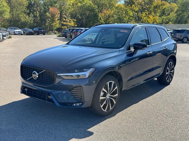 2025 Volvo XC60 B5 Core