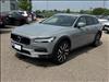 2025 Volvo V90 Cross Country B6 Plus