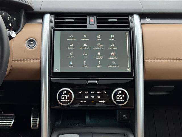 2024 Land Rover Discovery P360 Metropolitan Edition