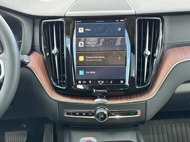 2024 Volvo XC60 Recharge T8 Ultimate Dark Theme