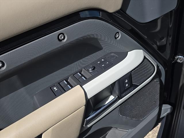 2020 Land Rover Defender HSE