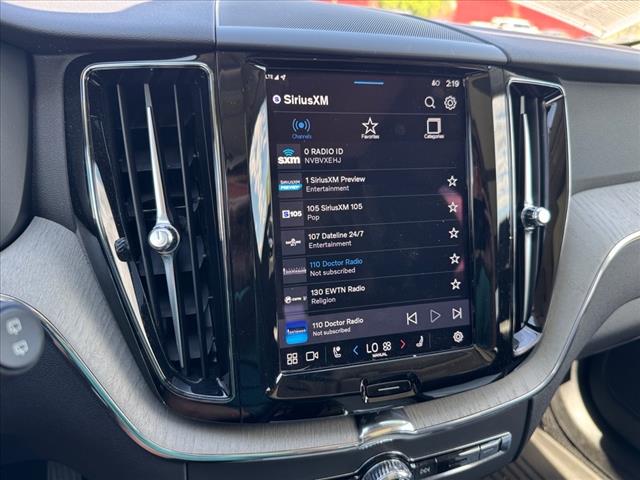 2025 Volvo XC60 PLUS