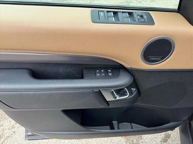 2024 Land Rover Discovery P360 Metropolitan Edition