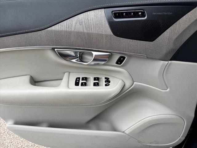 2022 Volvo XC90 T6 Inscription
