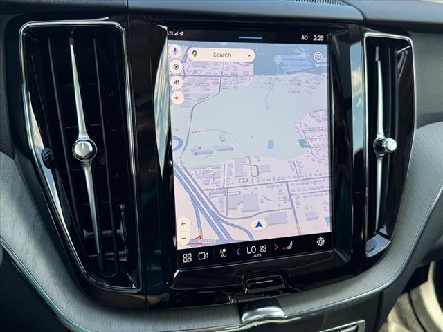 2025 Volvo XC60 Plus