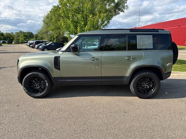 2025 Land Rover Defender P300