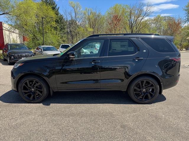 2025 Land Rover Discovery P360 Dynamic SE