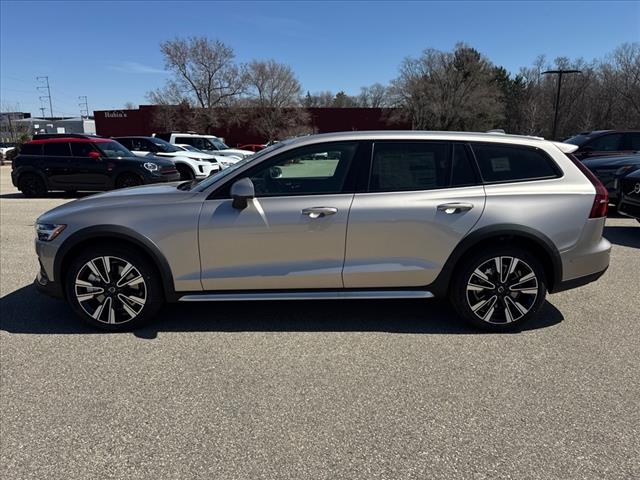 2025 Volvo V60 Cross Country B5 Ultra