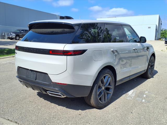 2025 Land Rover Range Rover Sport P360 SE