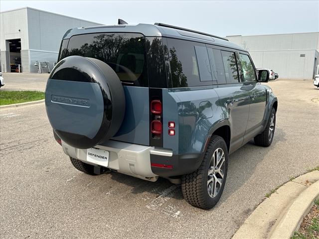 2025 Land Rover Defender P300
